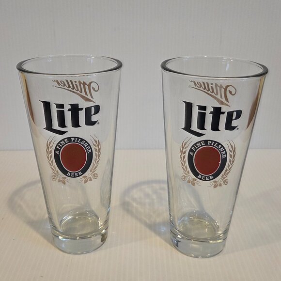 Miller Lite Tall Pint Glasses A Fine Pilsner Beer 7” Heavy Thick Glass Set of 2 - Picture 1 of 9